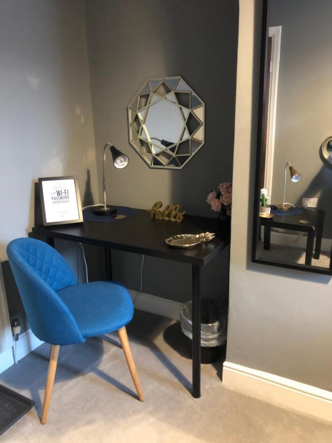 Guest house 1. Stylish Private Double Near City Centre *