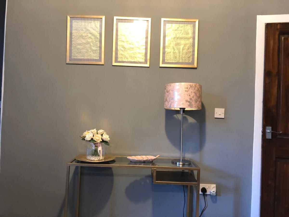 1. Stylish Private Double Near City Centre