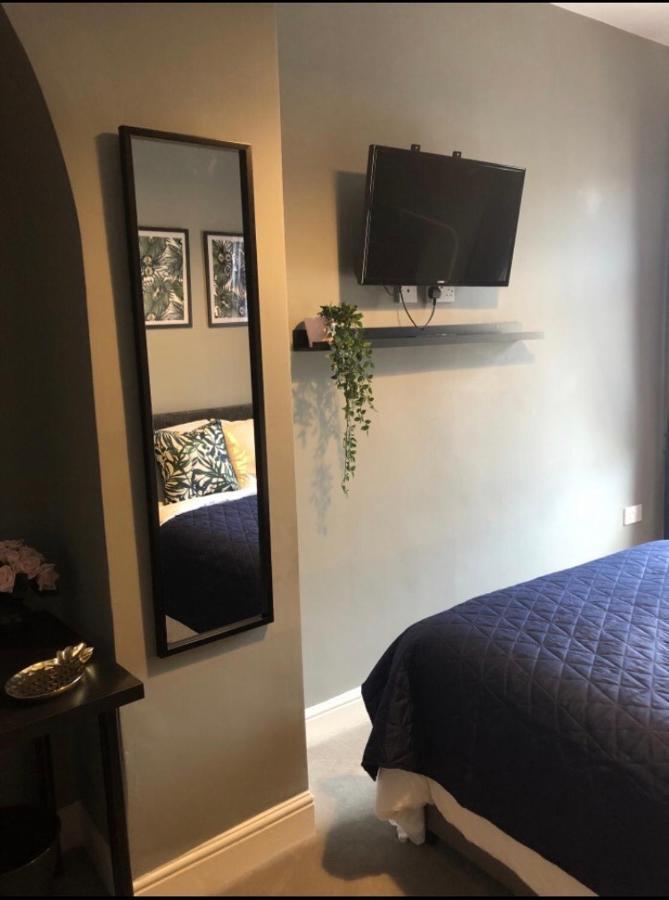 Guest house 1. Stylish Private Double Near City Centre