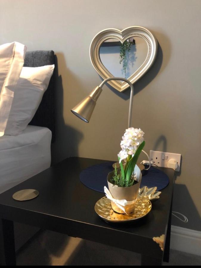 1. Stylish Private Double Near City Centre