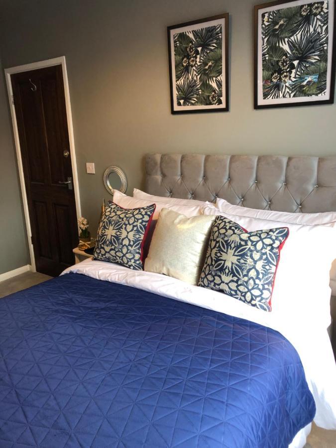 1. Stylish Private Double Near City Centre *